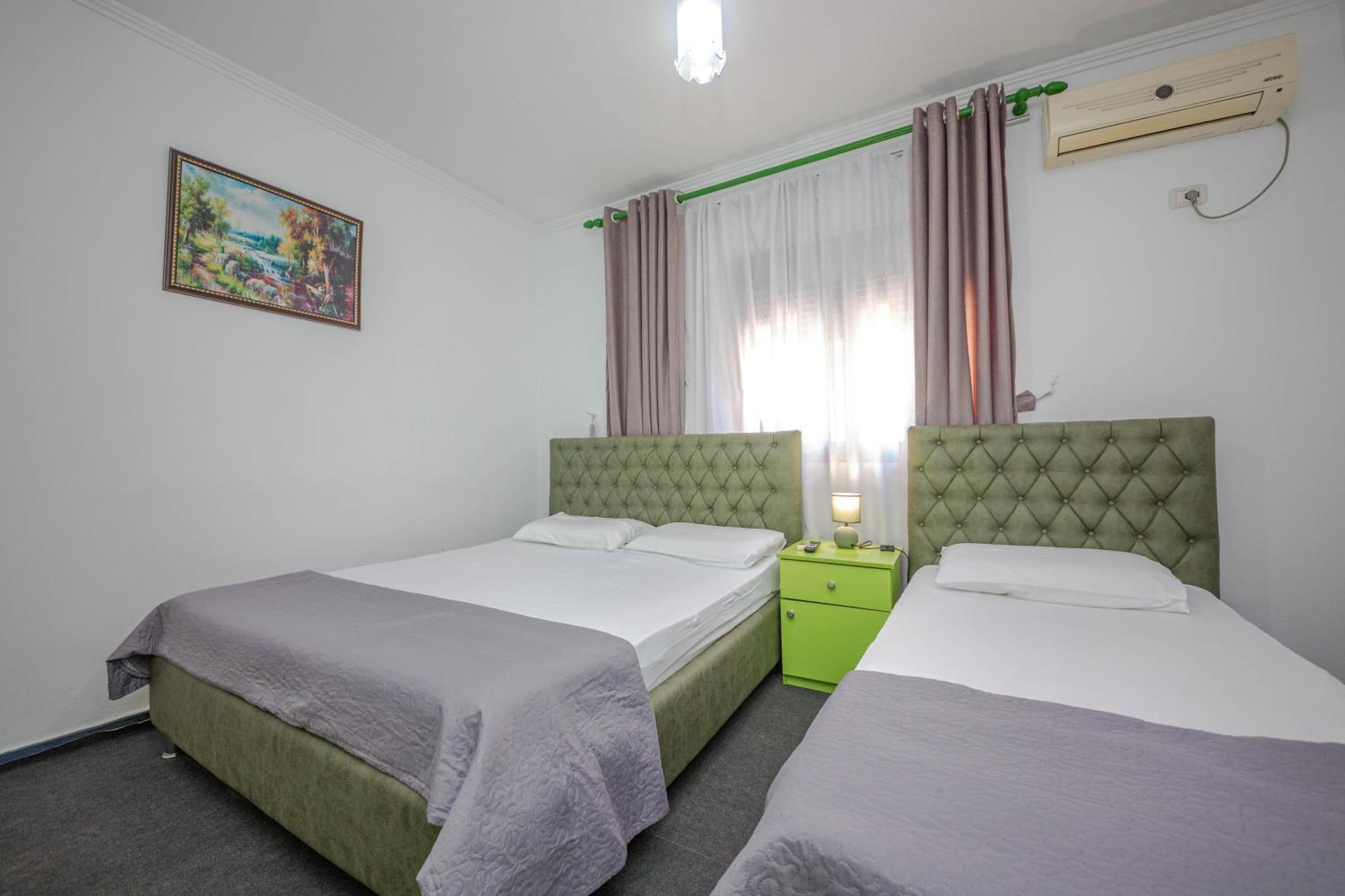 Hotel 3A Tirana Kültér fotó