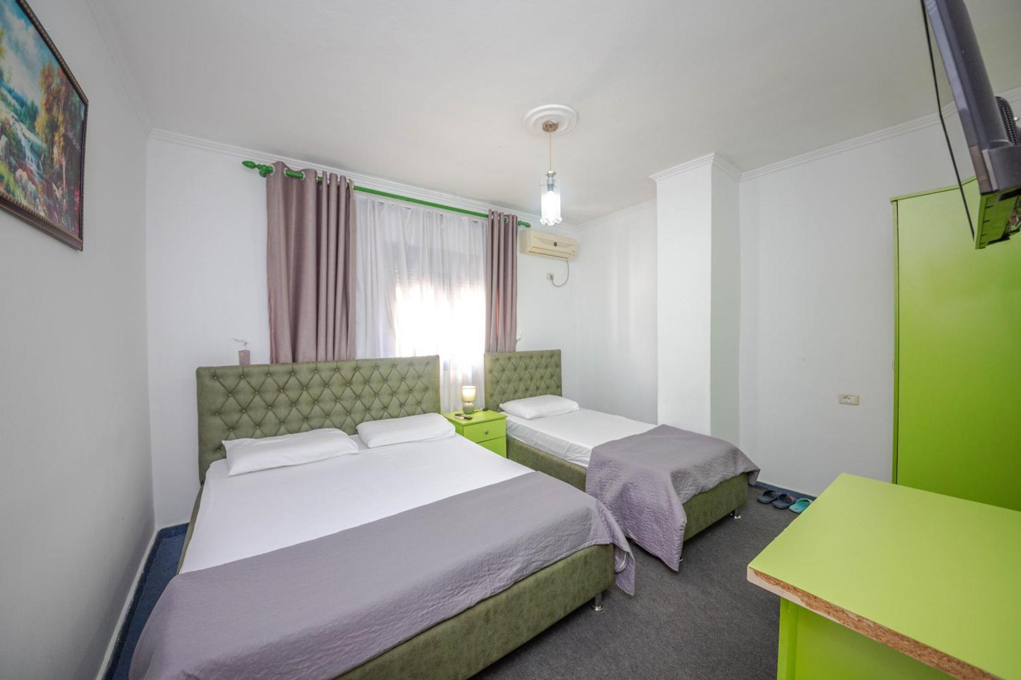 Hotel 3A Tirana Kültér fotó